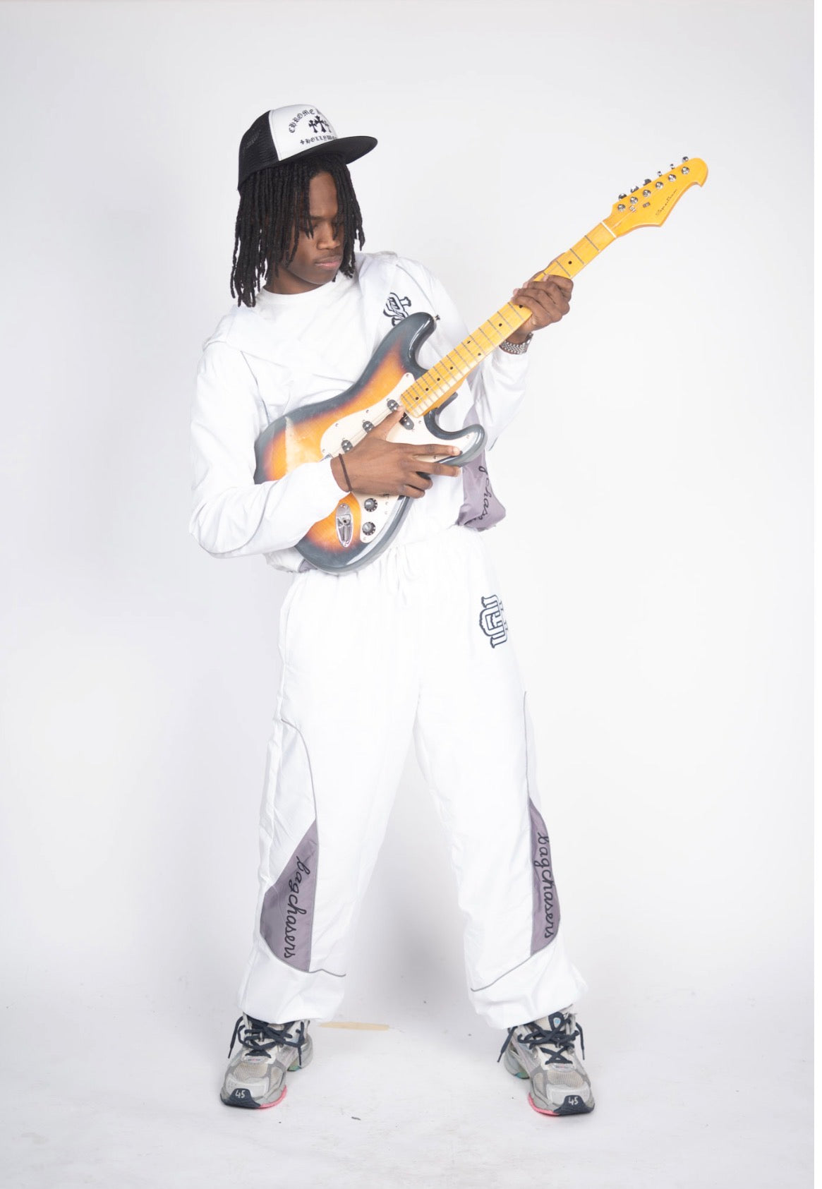Bagchasin Windbreaker Set (WHITE)